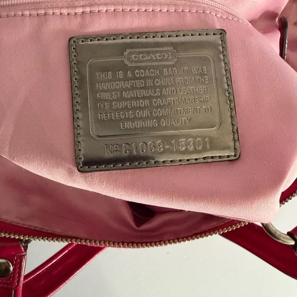 Coach Poppy Storypatch Limited Edition Hot Pink Tote - Picture 2 of 16